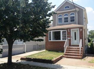 12022 164th St, Jamaica, NY 11434