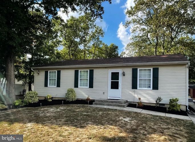 1st image of 303 Fairview Ave