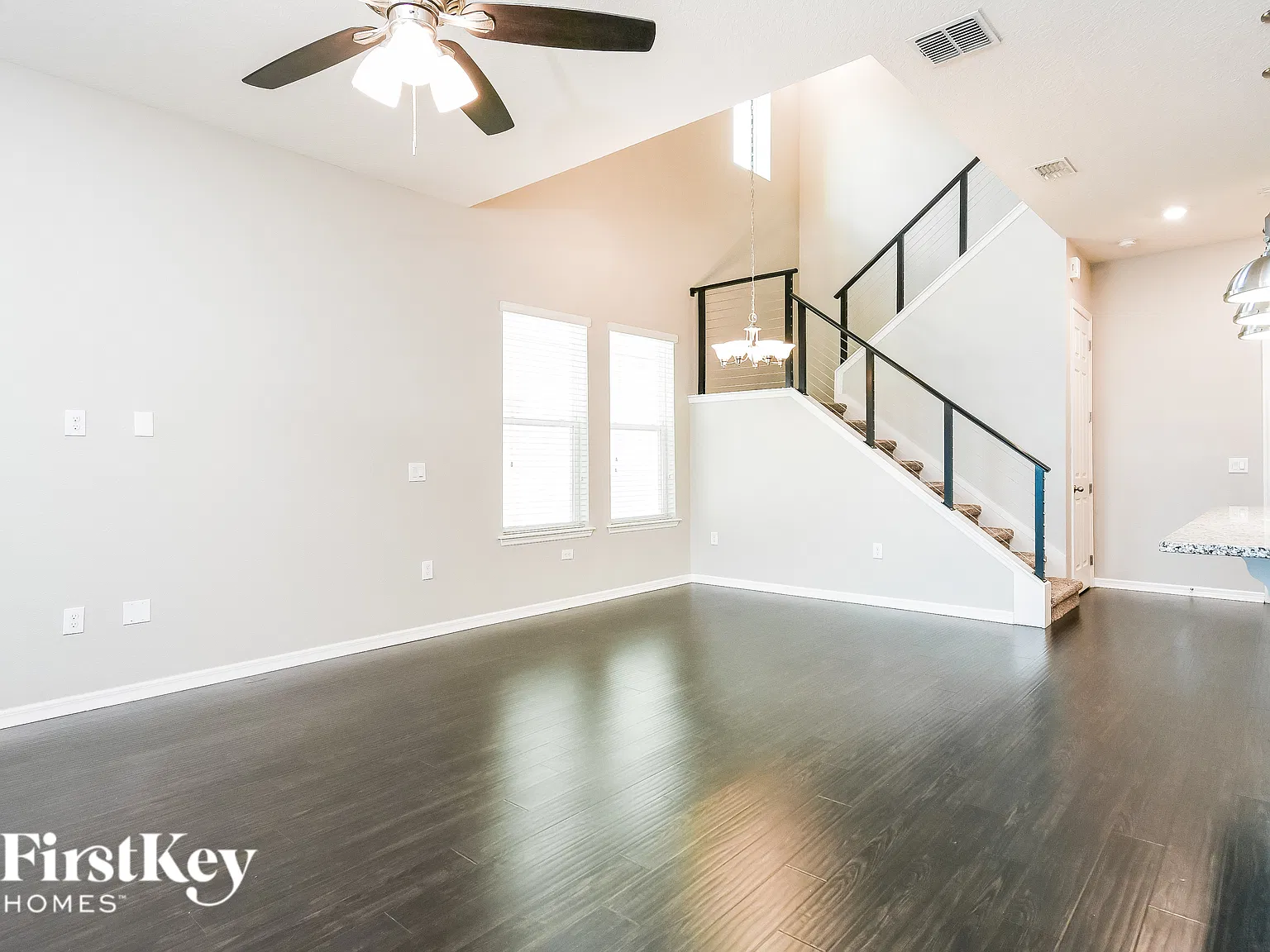3 bed, 2.5 bath, 1744 sqft, $2,955 — Photo 3