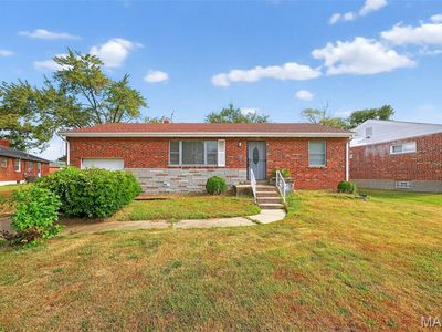 9219 Sundown Dr, Saint Louis, MO, 63136