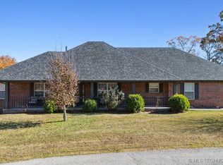 31988 S 615th Rd, Grove, OK 74344