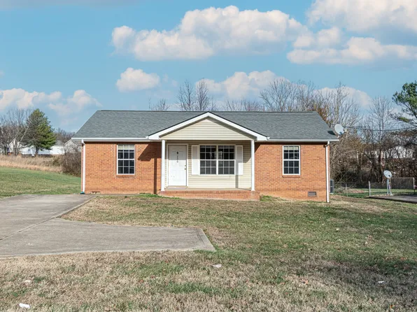 200 Hugh Hunter Rd, Oak Grove, KY 42262