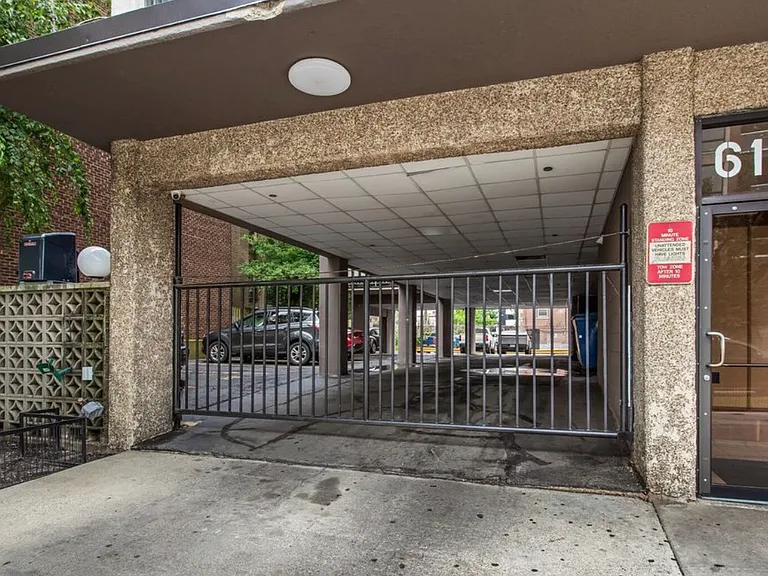 6150 N Kenmore Ave #15 — Photo 16