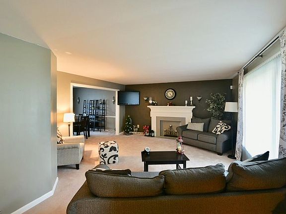 5th image of 754 Mapleridge Dr