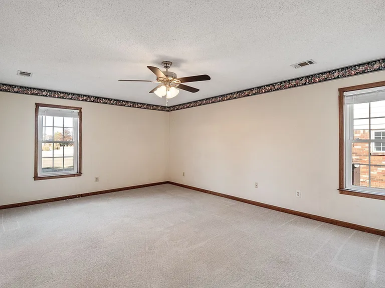 509 Shelton Rd — Photo 20