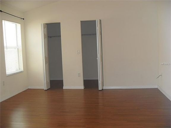 5th image of 5137 NE 124th Pl