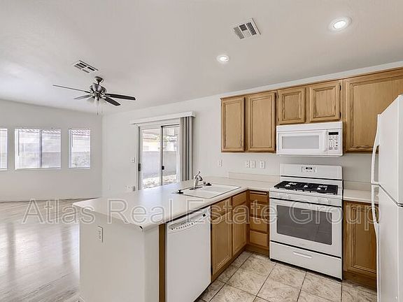 5th image of 615 Dry Valley Ave