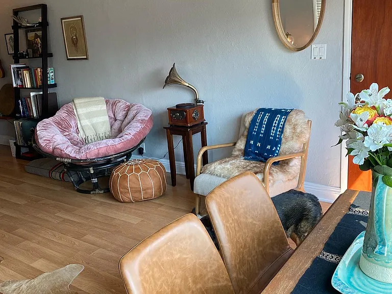 221 E Avenue 39 — Photo 4