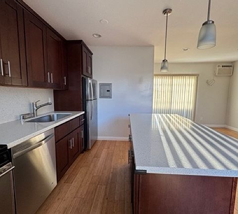 4th image of 5567 Inglewood Blvd APT 14