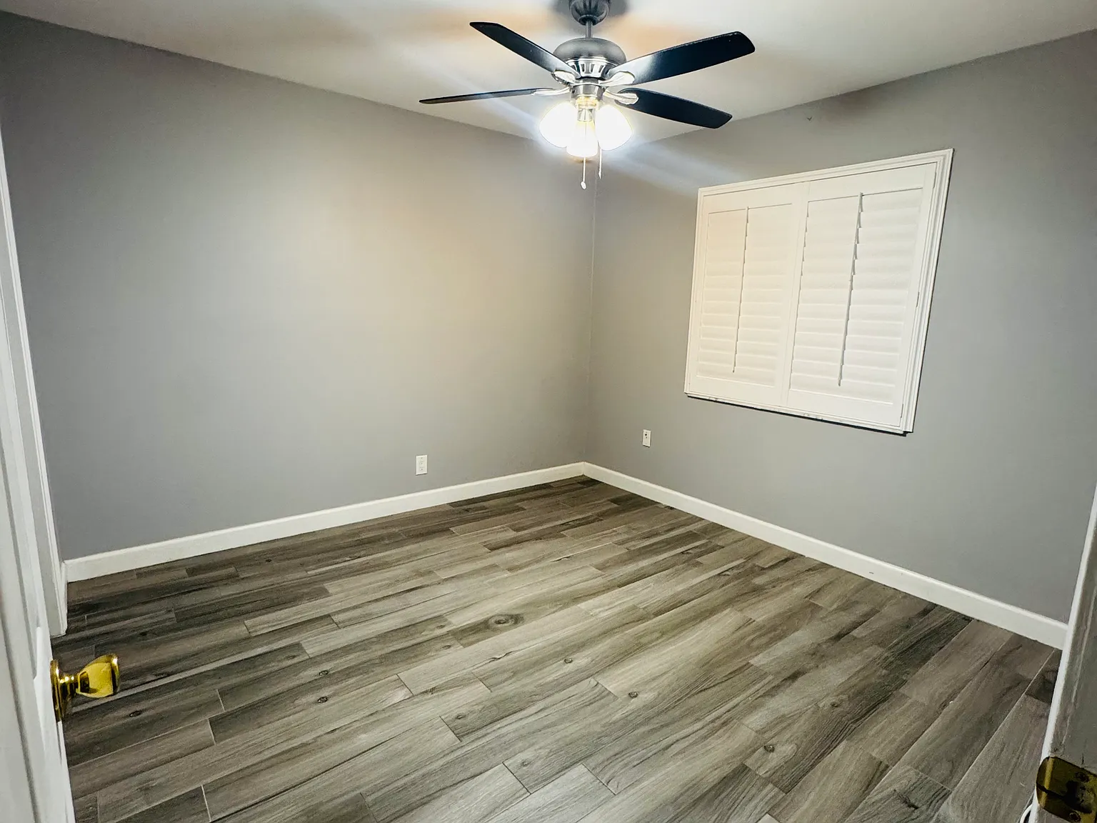 2 bed, 928 sqft, $2,400 — Photo 3