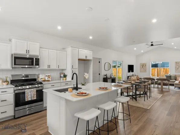 705 Spaniel Ln, Belgrade, MT 59714