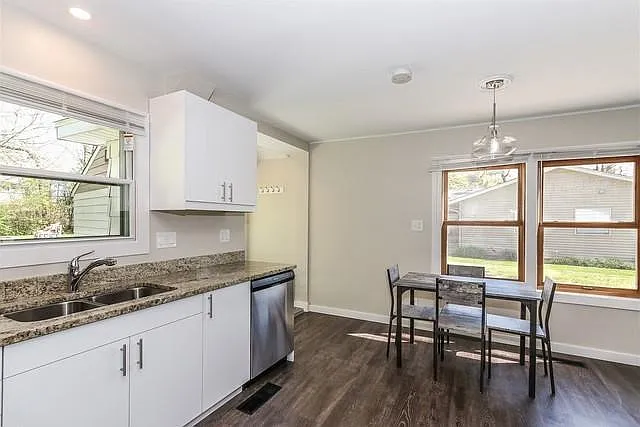 1149 Aberdeen Ln — Photo 5
