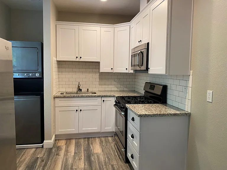 1229 T St — Photo 6