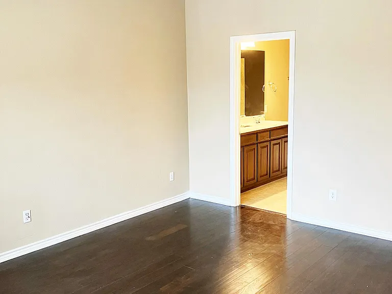 MasterBR on 1st fl
