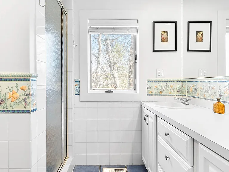31 Hartley Blvd — Photo 15