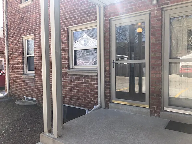 412-18 E Henry Clay St #24 — Photo 6