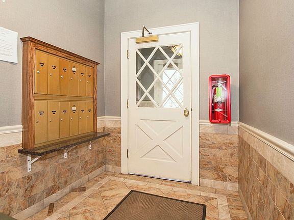 5th image of 327 Palmer Ter APT 2F
