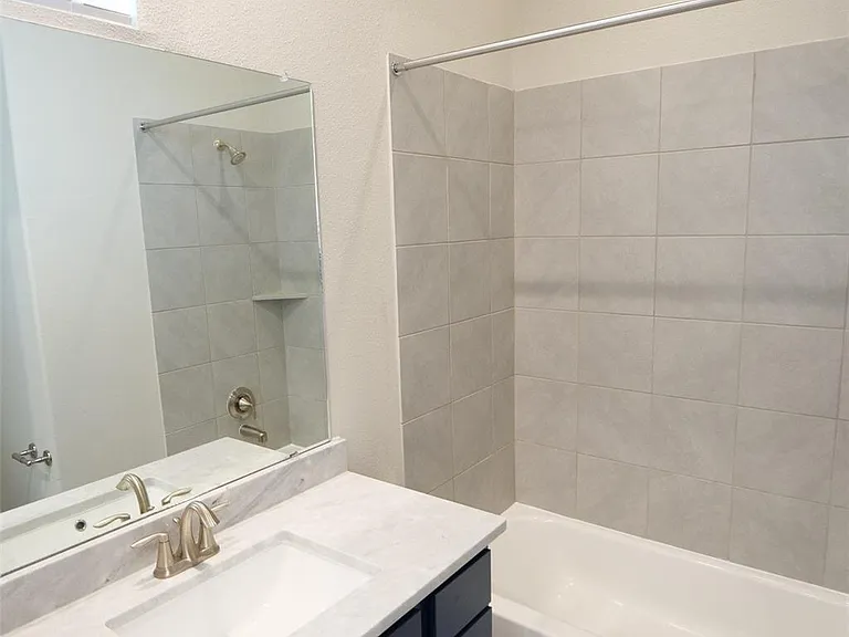 9004 Lonestar Creekbend Ln — Photo 28