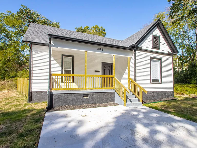 306 S Schiller St — Photo 10
