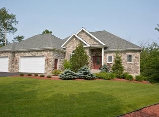 717 Cedar Gate Cir, Duluth, MN 55811