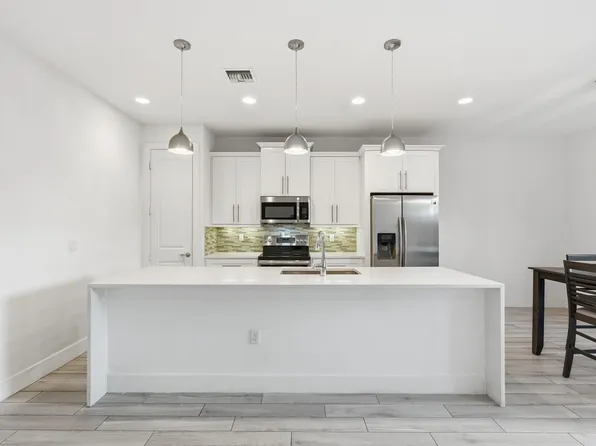 3193 Santa Catalina Place, Greenacres, FL 33467