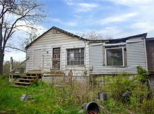 1950 State Line Rd, Hubbard, OH 44425