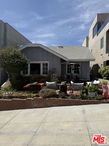 127 16th St, Manhattan Beach, CA, 90266