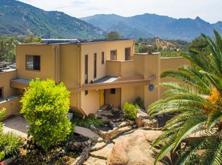 25624 Monte Nido Dr, Calabasas, CA 91302