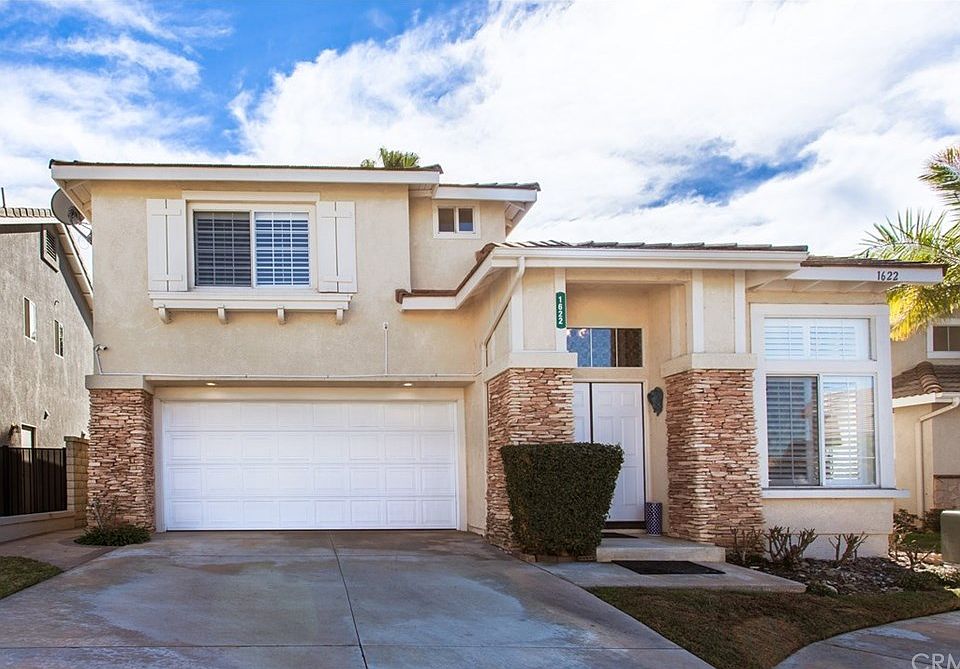 1st image of 1622 E Sedona Dr