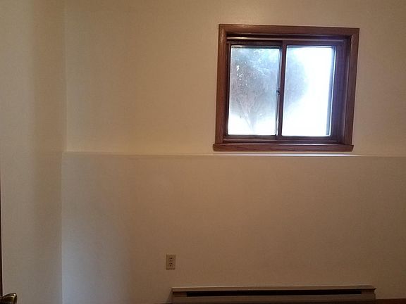 5th image of 2259 Country Ln