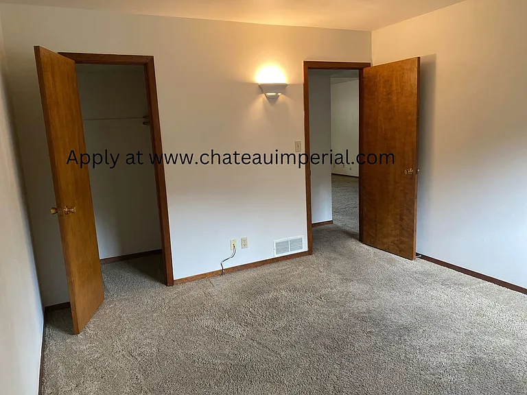 3010 Park Lane Dr — Photo 8
