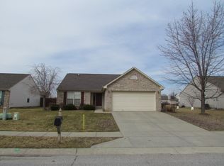 738 Hollowood Ln, Avon, IN