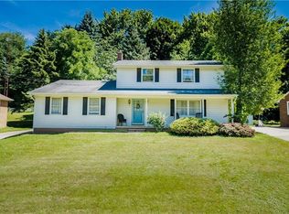 535 Lorena St SW, North Canton, OH 44720