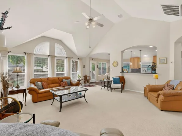 905 Victoria Ridge Dr, Pflugerville, TX 78660