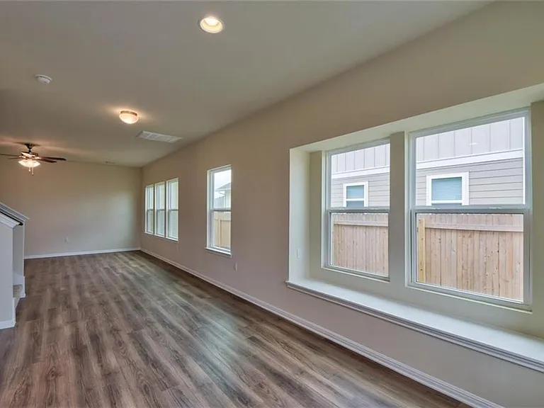 10324 Bankhead Dr — Photo 17