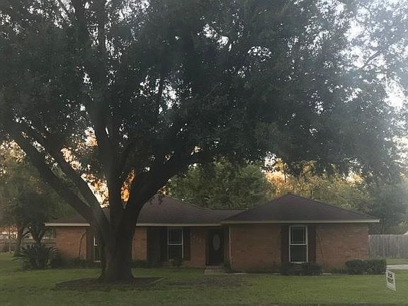Cute house!