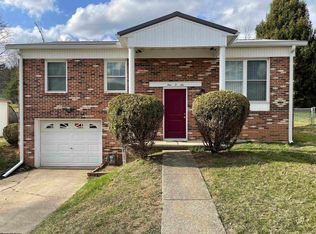 106 Apolla Dr, Morgantown, WV 26501