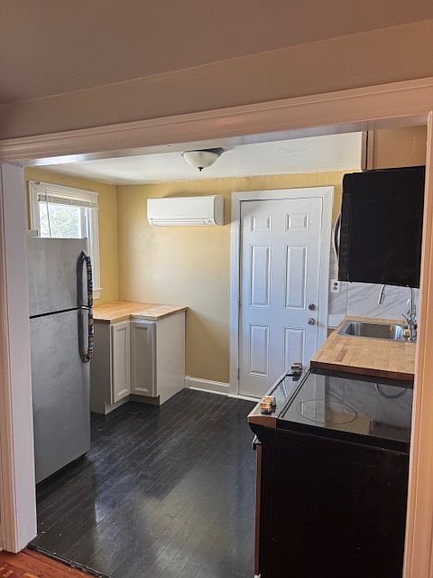 1st image of 2517 W Heiman St #B