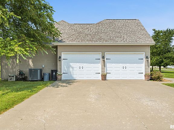 4th image of 11605 Macie Dr