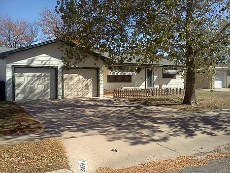 1st image of 2424 Mary Ellen St