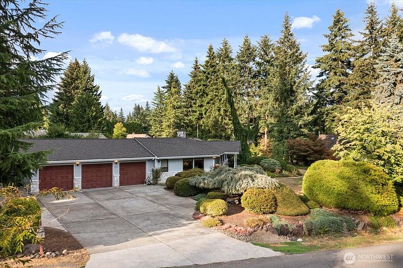 2nd image of 701 175th Street SW