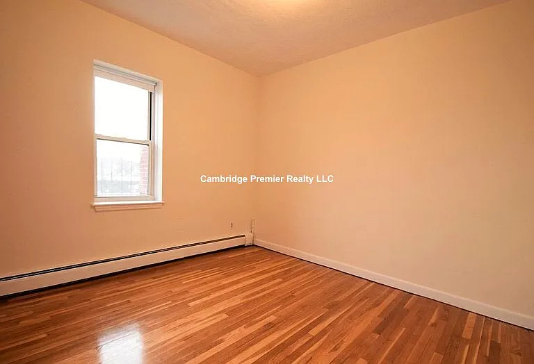 2 bed, $2,700 — Photo 2