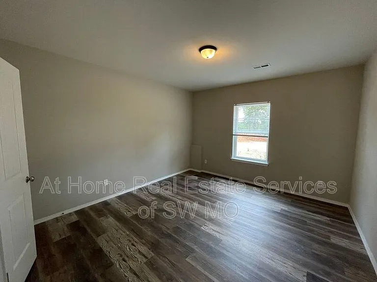 3897 W Linwood St — Photo 17