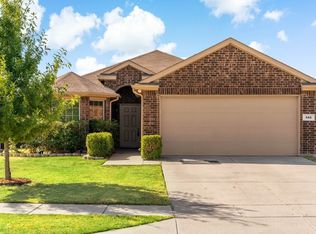 555 Fountain View Ln, Nevada, TX 75173