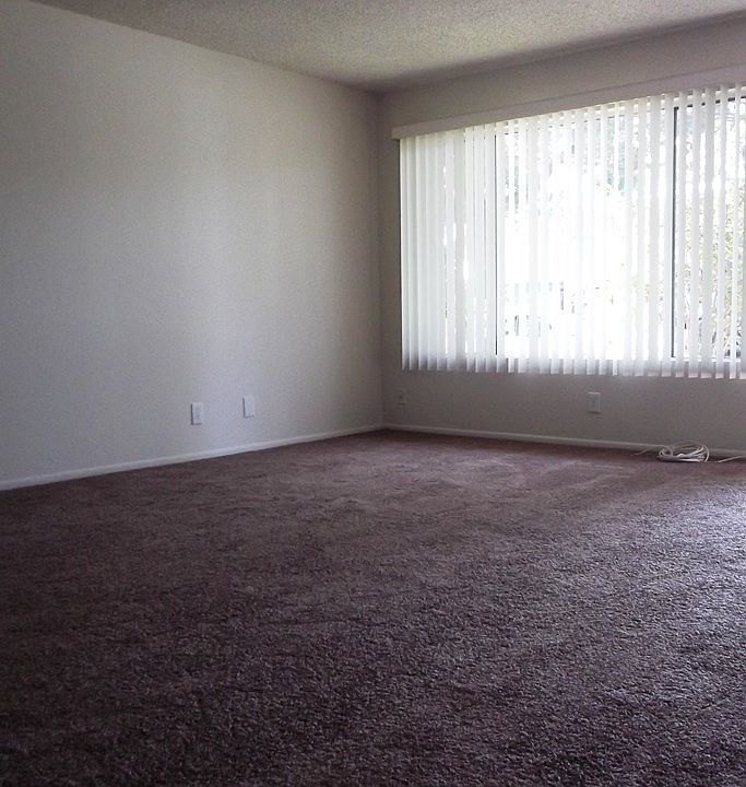 1st image of 180 N Vermont Ave APT 2D