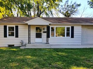 812 NW Zaun Ave, Blue Springs, MO 64015