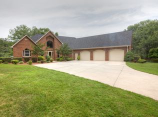 2923 Nance Cove Rd, Charlotte, NC 28214