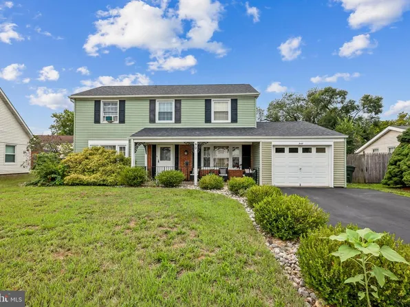 40 Berkshire Ln, Willingboro, NJ 08046