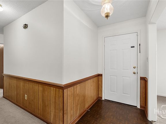 2nd image of 64 Beaver Run Drive