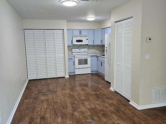 3rd image of 3950 SE 17th Ct #C
